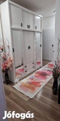Egeri 57 nm-es lakás eladó