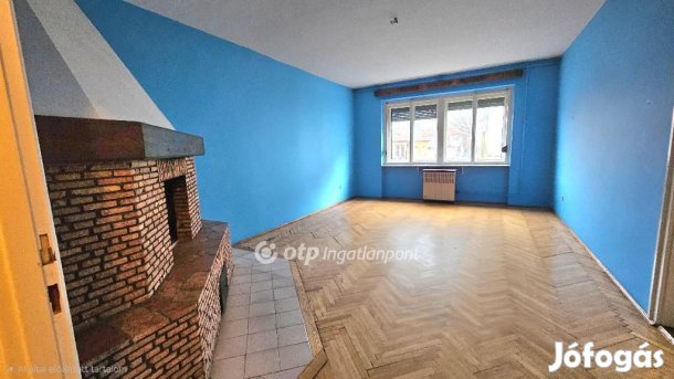 Egeri 99 nm-es lakás eladó