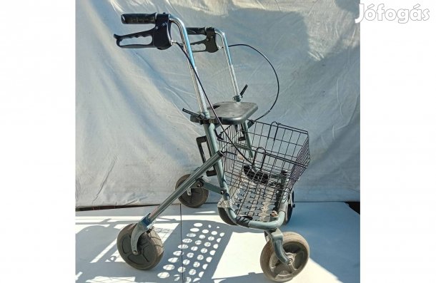 Egészségügyi Guruló Szék