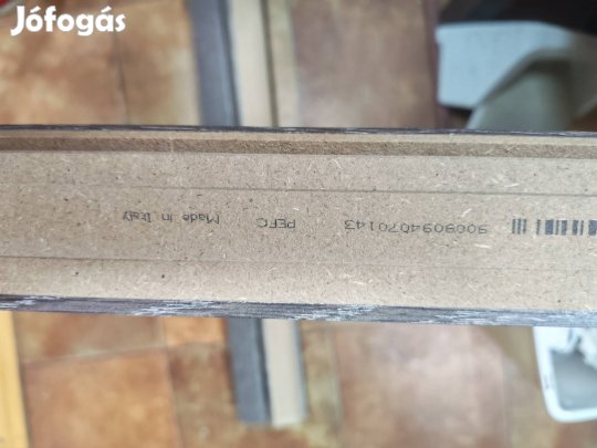 Egger padló szegőléc