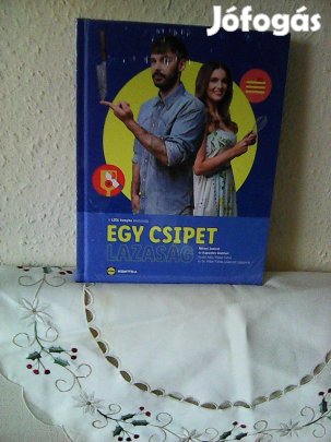 Egy Csipet Lazaság szakács könyv új