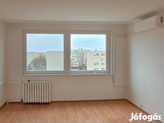 Egy szobás lakás hosszútávra kiadó Kecskeméten