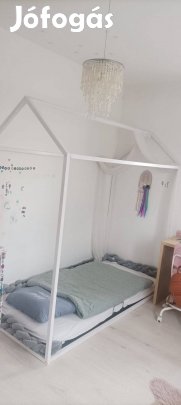 Egyedi Gyártású Házikó Ágykeret