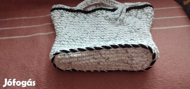 Egyedi, Új, horgolt táska