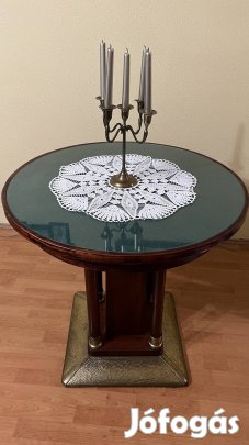 Egyedi, elegáns kerek asztal