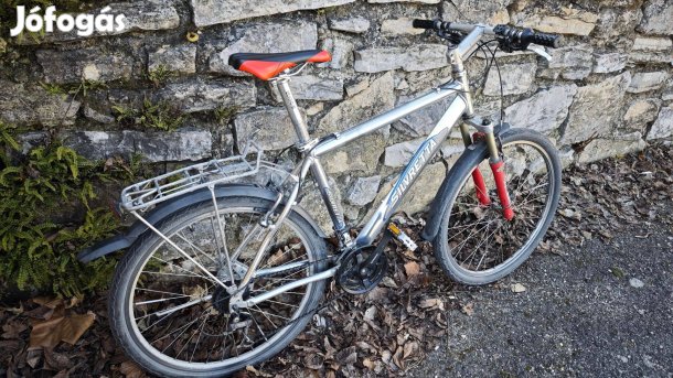 Egyedi alu vázas Mountain bike Shimano alkatrészekkel