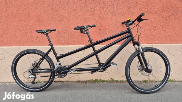 Egyedi építésű tandem kerékpár