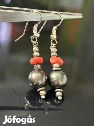 Egyedi ezüst fülbevaló, valódi Tahiti gyöngy és korall díszítéssel