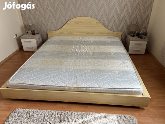 Egyedi franciaágy 180x200