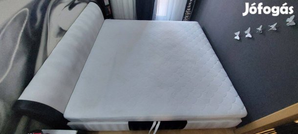 Egyedi gyártású hatalmas francia ágy makulátlan újszerű állapotban