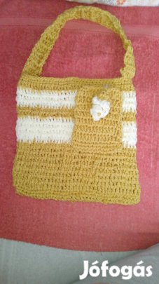 Egyedi horgolt dolgaim eladók.