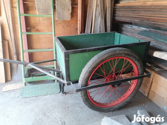 Egyedi készítésű kézi kocsi eladó