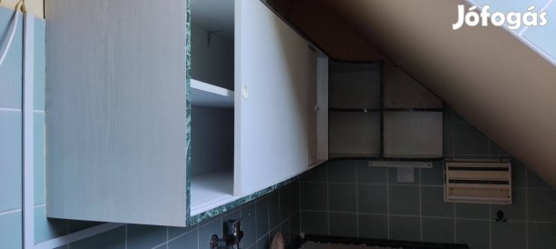 Egyedi készítésü konyha szekrény eladó