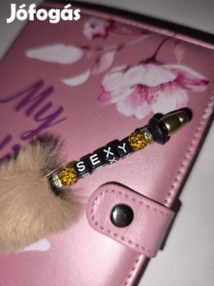 Egyedi készítésű toll