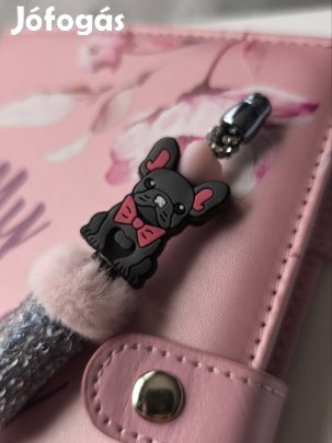 Egyedi készítésű toll