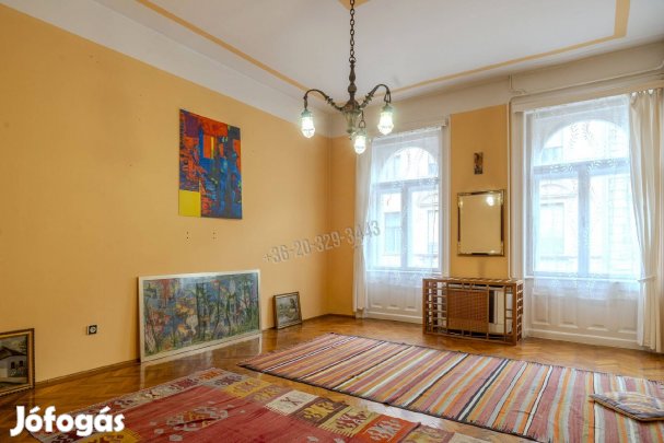 Egyedi kialakítású lakás a belvárosban! 114_mev