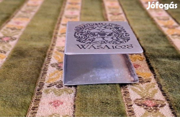 Egyedi megjelenésű gyufatartó