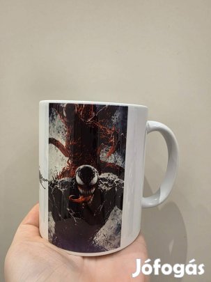 Egyedi prémium Bögre. 