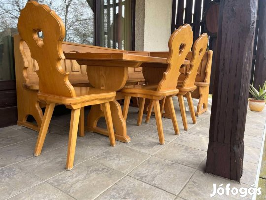 Egyedi sarokpad , asztal ,3 szék masszív , tömör Kőris fából