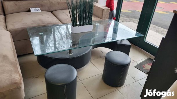 Egyedi üveg asztal eladó 2db puffal