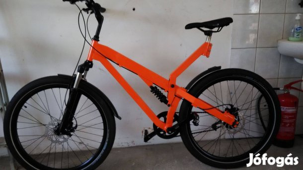 Egyedi vázú kerékpár