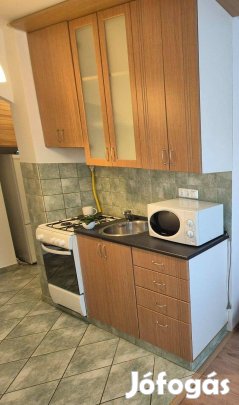 Egyedileg gyártatott Kis Konyhabútor eladó