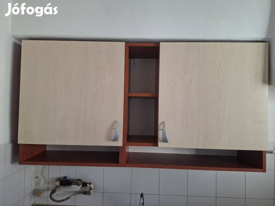 Egyedileg készíttetett konyhabútor