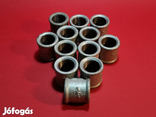 Egyenes karmantyú belső menetes 3/4