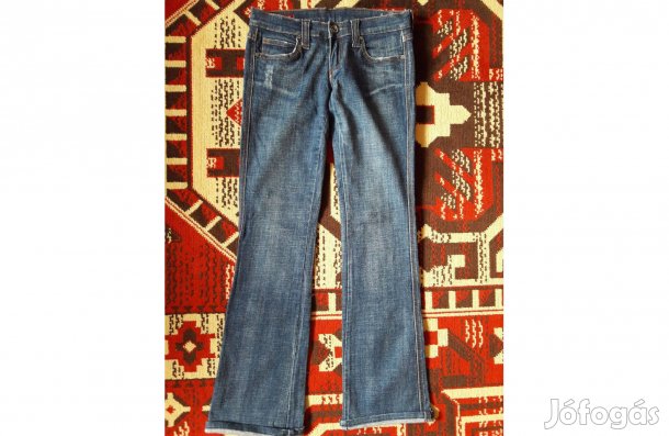 Egyenes szárú csípőfarmer xs