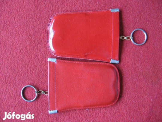 Egyforma piros bőr kulcstartók - 2 db