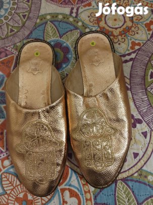 Egyiptomban vásárolt vadonat új utcai papucs különlegesség 