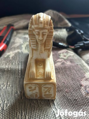 Egyiptomi szobrocska