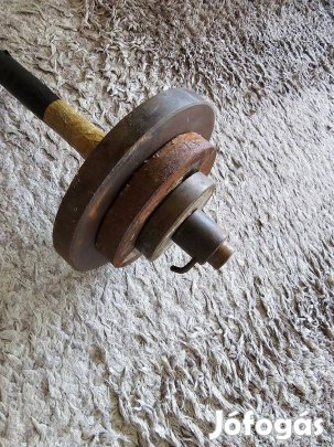Egykezes súlyzószett tárcsákkal, rúddal