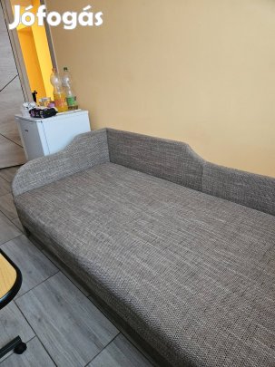 Egyszemélyes, ágynemutartós heverő 10 darab eladó