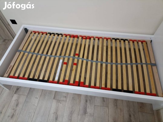 Egyszemélyes ágy Rottex matraccal ágyráccsal eladó 