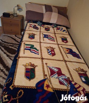 Egyszemélyes ágykeret, Cardo bronz matraccal, éjjeli szekrény