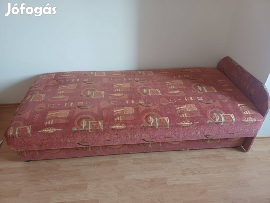 Egyszemélyes heverő