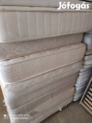 Egyszemélyes matracok 