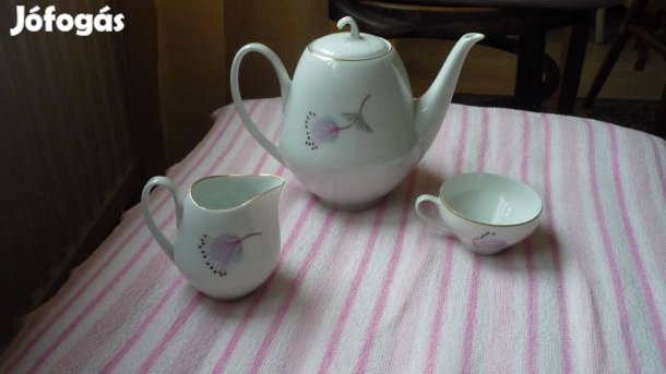 Együtt 2500Ft Puls kancsó tej kávé tea kiöntő Kézzel festett