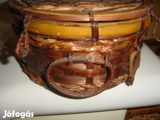 Egzotikus fedeles doboz, kézzel készített távol-keleti stílusú