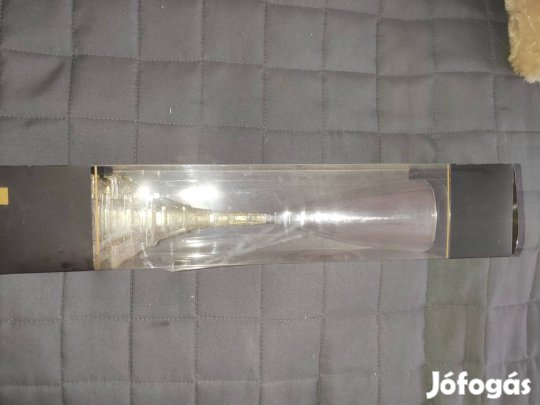 Eifel torony műanyag pezsgőspoharak