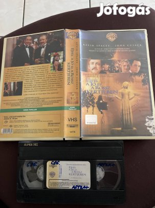 Éjfél a jó és a rossz kertjében krimi vhs nagytok
