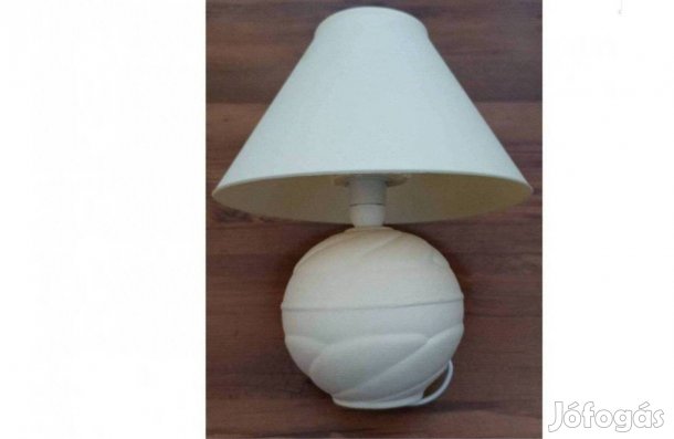 Éjjeli lámpa, asztali lámpa