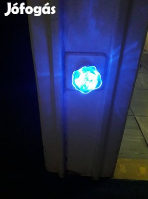 Éjszakai fény, konnektorba