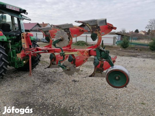 Eke 3 fejes Vogel Noot