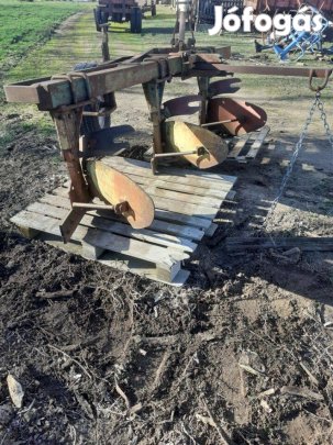 Eke Ih fejekkel eladó 