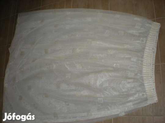 Ekrü függönyök (hosszú és rövid)