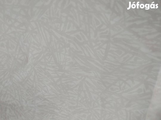 Ekrü rövid függöny