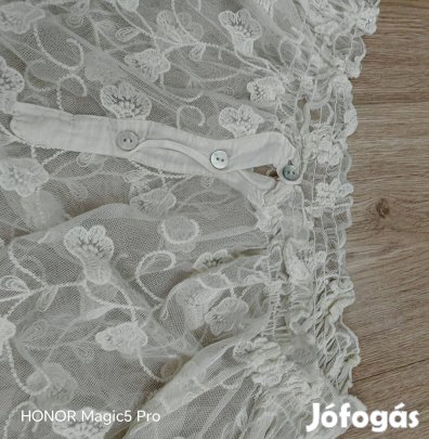 Ekrü rugalmas csipke női felsőrész