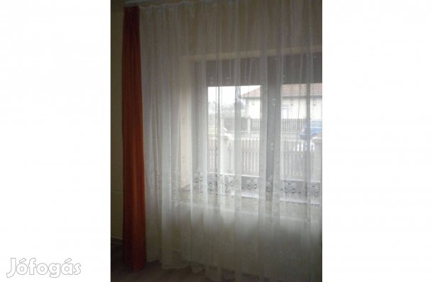 Ekrü színű csipke függöny, földig érő - újszerű